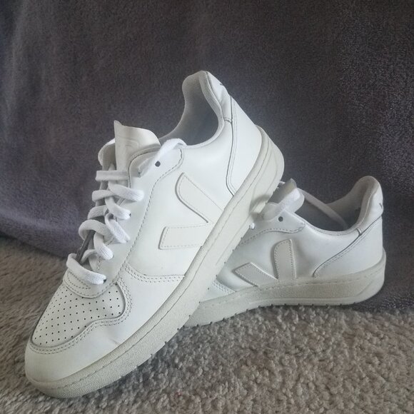 Veja V-10 Sneaker Unisex Men 7 Women 8.5 White - Picture 5 of 7